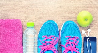 Actividad física Ser físicamente activo reduce el riesgo de contraer cáncer. Además, puede ayudar a mantener un peso saludable. Camina por lo menos 30 minutos diarios o 150 minutos a la semana.