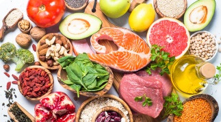 Alimentación Elegir una alimentación saludable es un paso poderoso en la prevención del cáncer.